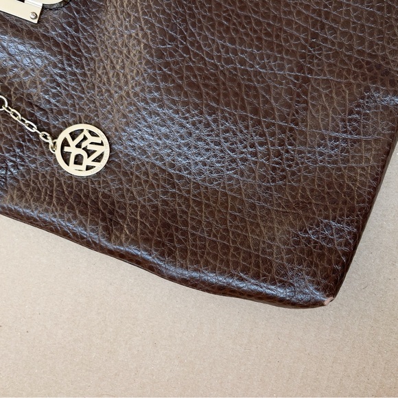 DKNY Slim Sling/Shoulder Bag Genuine Leather - Picture 4 of 15